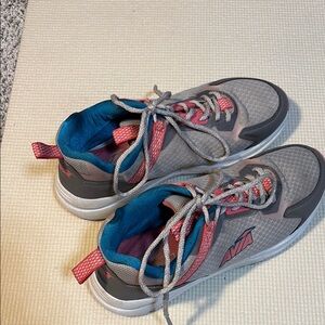 Women’s Avis Sneakers